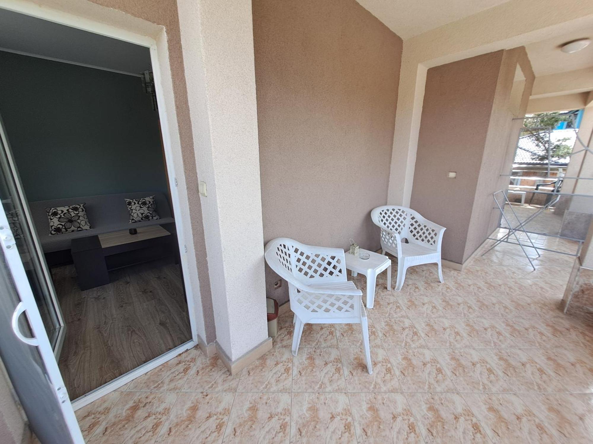 Приятелската Къща Hotel Velingrad Ngoại thất bức ảnh